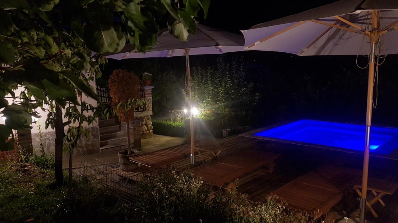 Къща За Гости Каза Роза - Swiss Style Chalet Casa Rosa Guest House 丘斯滕迪尔 外观 照片