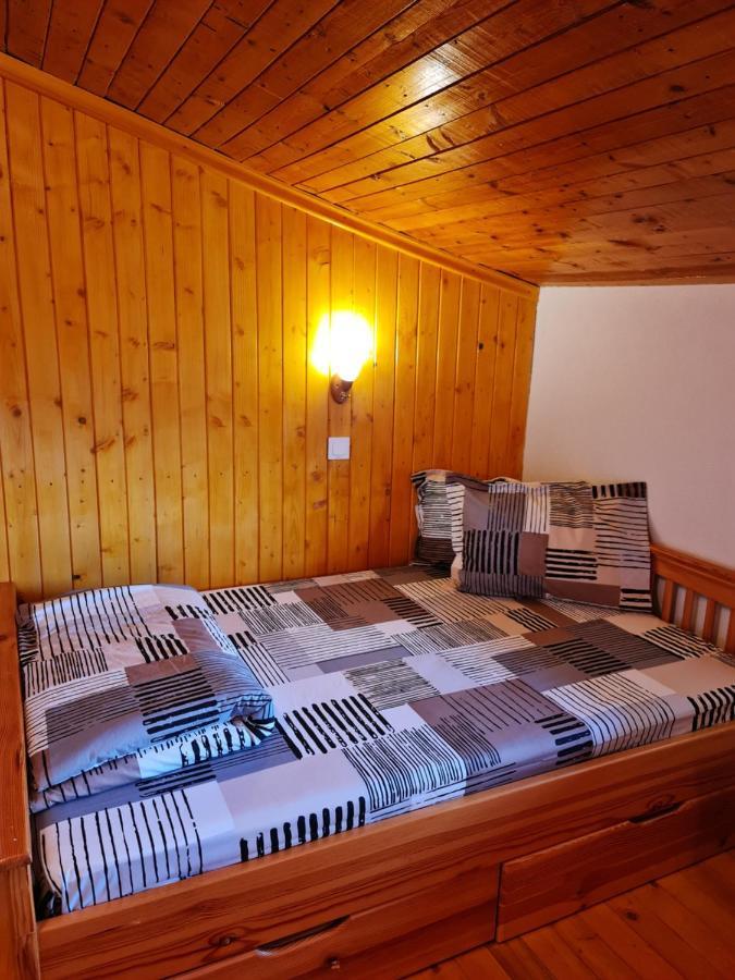 Къща За Гости Каза Роза - Swiss Style Chalet Casa Rosa Guest House 丘斯滕迪尔 外观 照片